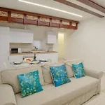 아파트 Casa Macri - Ristrutturato A/c E Internet *