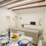 Casa Macrì - Ristrutturato A/c E Internet Appartamento *