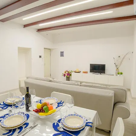 Casa Macri - Vadoalmare Immobiliare アパート *